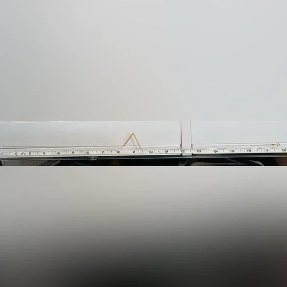 Dainty V Necklace  💛 Real 18 Karat Solid Gold Jewelry 💛 - Picture 7 of 8